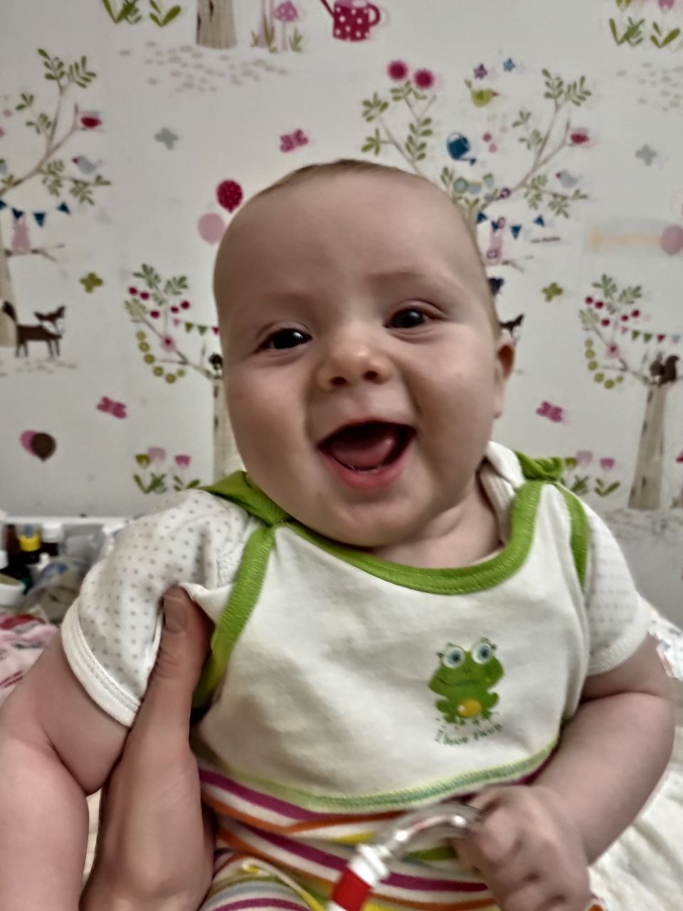 Отец с сыном на прогулке